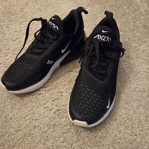 Nike Air 270 Women's Black Sneakers